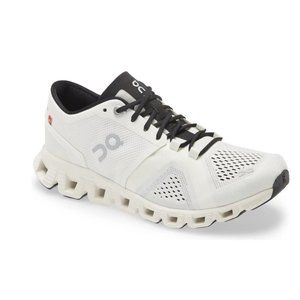 Women's ON Cloud X Training Shoe White/Black Size 9.5